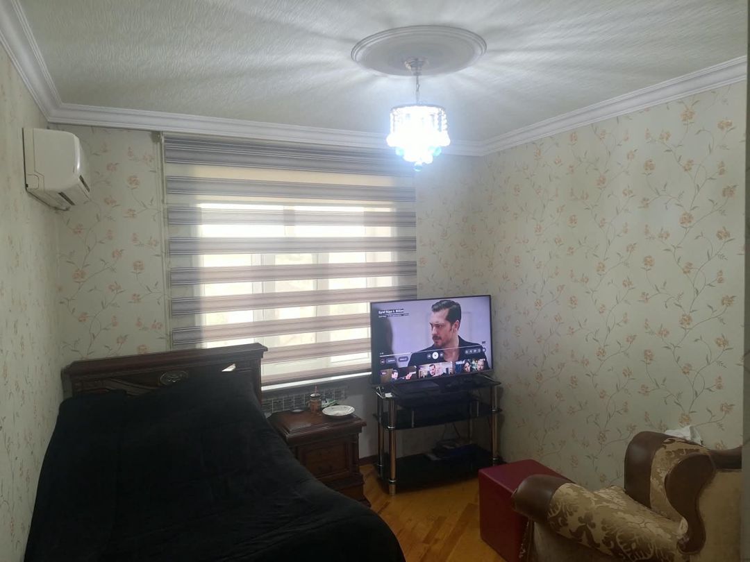 Satılır 5 otaqlı köhnə tikili 100 m² — Mənzil, Bakı (4)