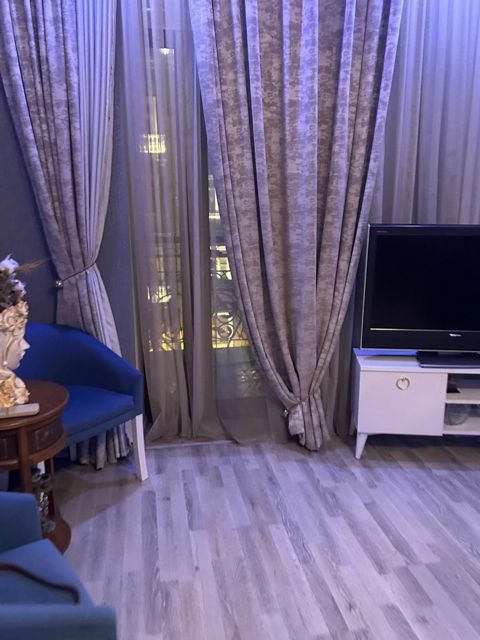 2-otaqlı mənzil kirayə verilir, Sahil m., 56 m² — 1 300 ₼ · Bakı · Mənzil 2-otaqlı mənzil kirayə verilir, Sahil m., 56 m² — Bakı
