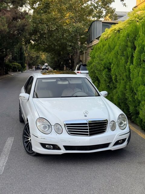 Mercedes-Benz E-Class: 3.2 l 2002 il Sedan — Bakı