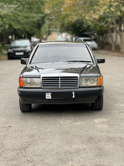 Mercedes 190, 2.0 L, 1991 il, 251 421 km — Mingəçevir