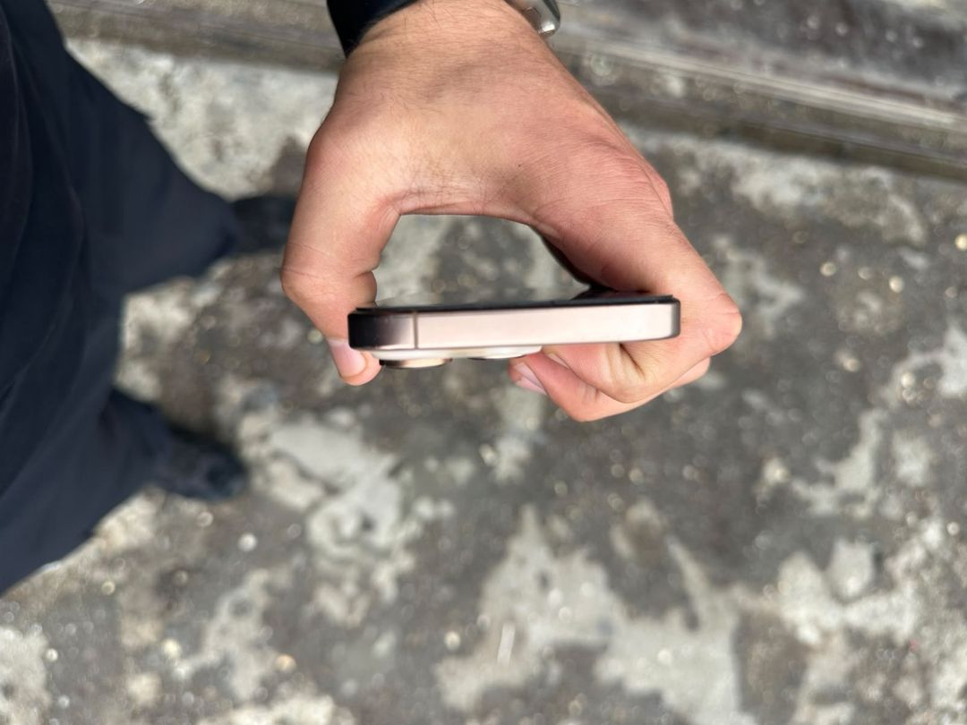 Apple iPhone 16 Pro Desert Titanium 128GB/8GB — Smartfonlar, Bakı (6)