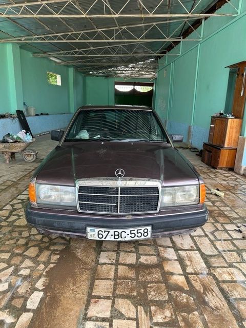 Mercedes 190, 2.0 L, 1991 il, 550 000 km — Naxçıvan