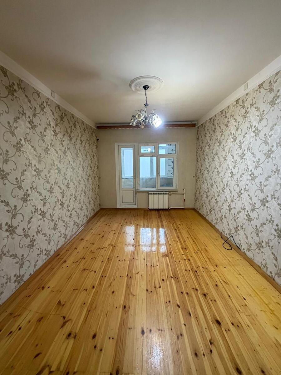 Satılır 4 otaqlı köhnə tikili 110 m² — Mənzil, Bakı (3)