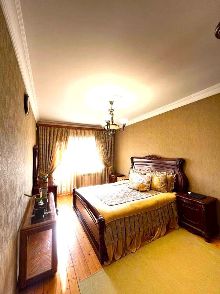 Satılır 4 otaqlı köhnə tikili 110 m² — Mənzil, Bakı (3)