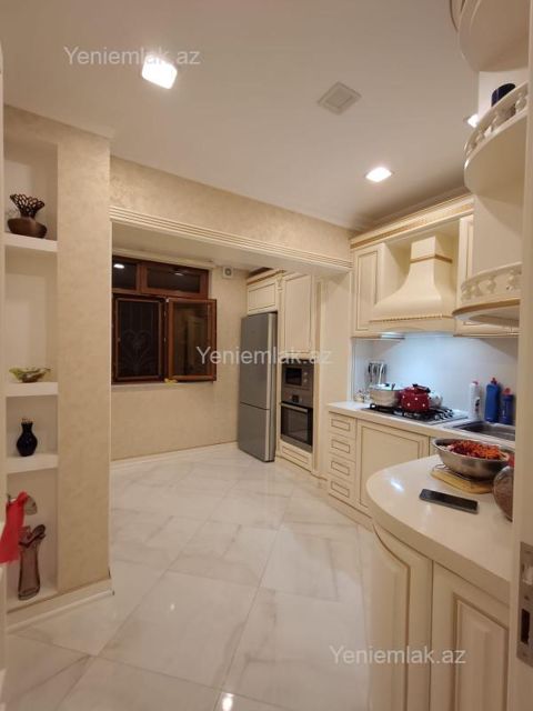 Satılır 5 otaqlı Bina evi menzil (Köhnə tikili), 110 m², Binəqədi rayonu — Bakı
