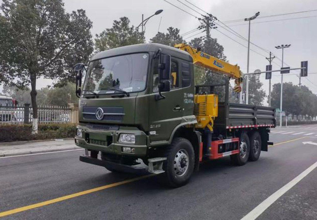 Kran Manipulyator "DongFeng" 6x6, 2024 il — İnşaat texnikası, Bakı (4)