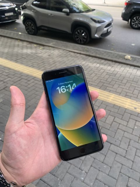 Apple iPhone 8 Plus Space Gray 64GB — 160 ₼ · Bakı · Smartfonlar Apple iPhone 8 Plus Space Gray 64GB — Bakı