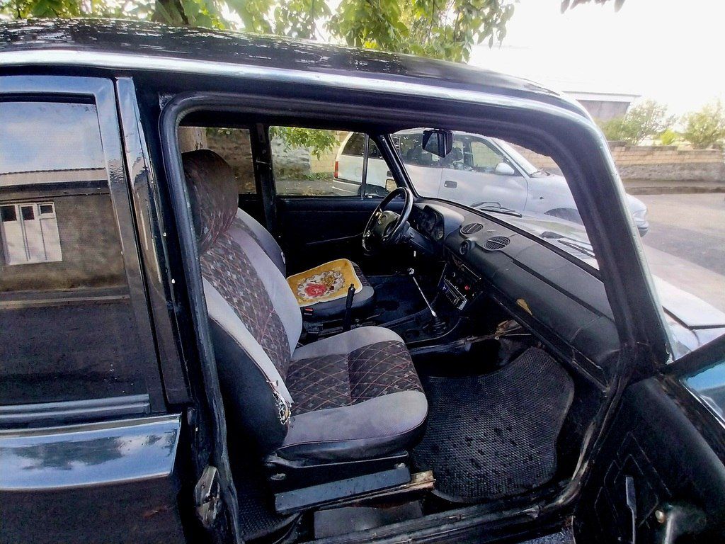 Lada (VAZ) 21011, 1.3 L, 1984 il, 300 000 km — Avtomobillər, Qax (8)