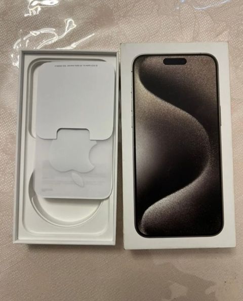 Apple iPhone 15 Pro Max White Titanium 256GB/8GB qutusu — Bakı