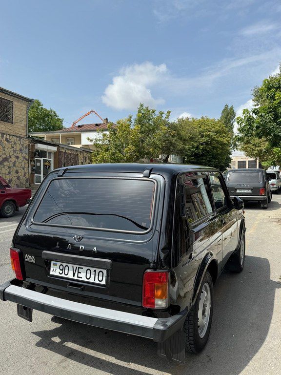 Lada (VAZ) Niva, 1.7 L, 2022 il, 56 000 km 90-VE-010 — Avtomobillər, Şamaxı (2)