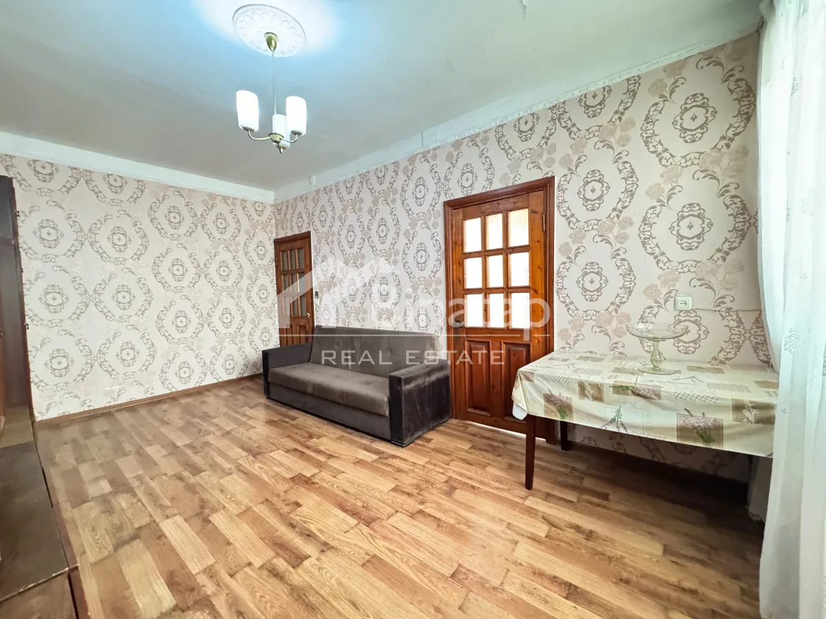 Satılır 1 otaqlı köhnə tikili 40 m², Memar Əcəmi metrosu, Nəsimi rayonu — Mənzil, Bakı (2)