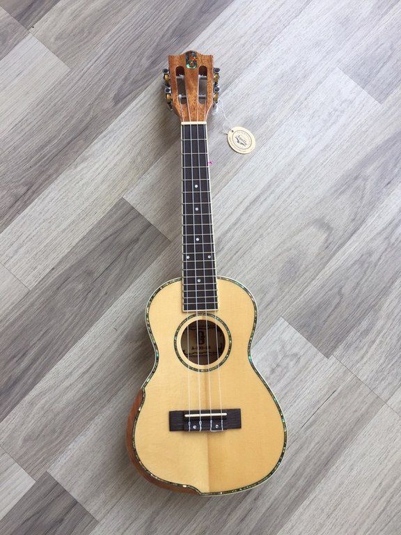 Gitara "Ukulele G-M" — Musiqiə alətləri, Bakı