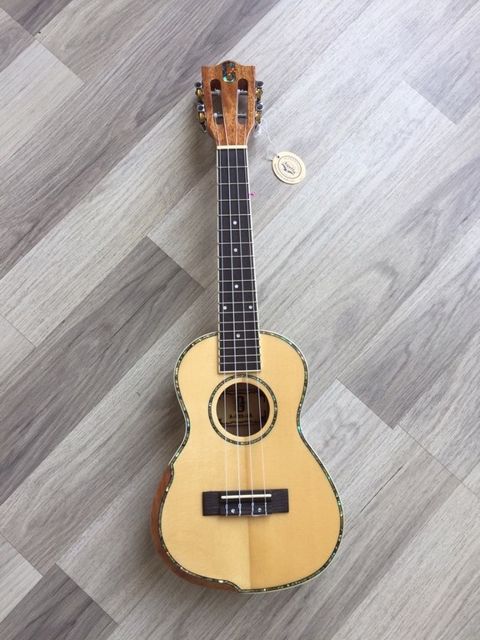 Gitara "Ukulele G-M" — Bakı