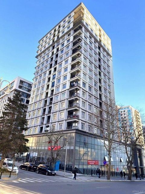 3 otaqlı mənzil, 107 m², Azadlıq prospekti, 52 — Bakı