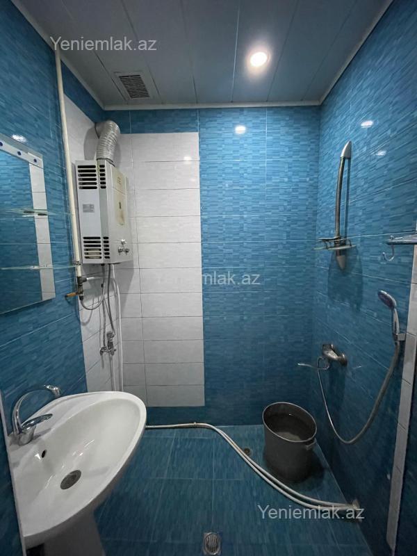 Satılır 2 otaqlı Bina evi menzil (Köhnə tikili), 64 m², 6-cı mikrorayon — Mənzil, Sumqayıt (9)