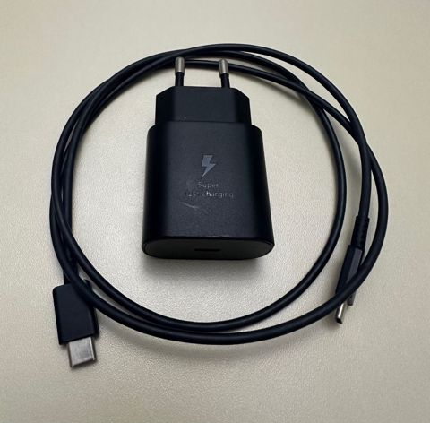 Samsung adapter 25w — 30 ₼ · Bakı · Smartfonlar Samsung adapter 25w — Bakı