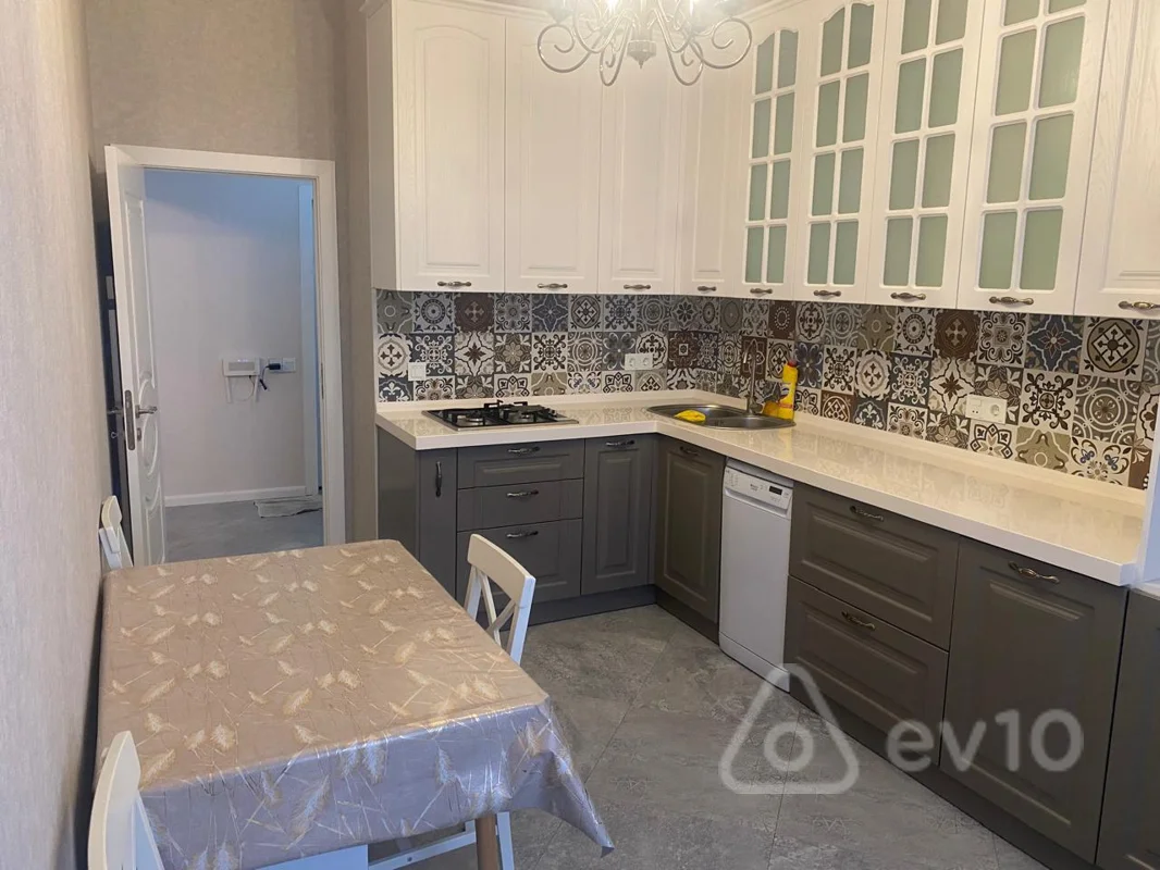 2 otaqlı mənzil, 80 m², Kamil Balakişiyev küçəsi — kirayə — Mənzil, Bakı (10)