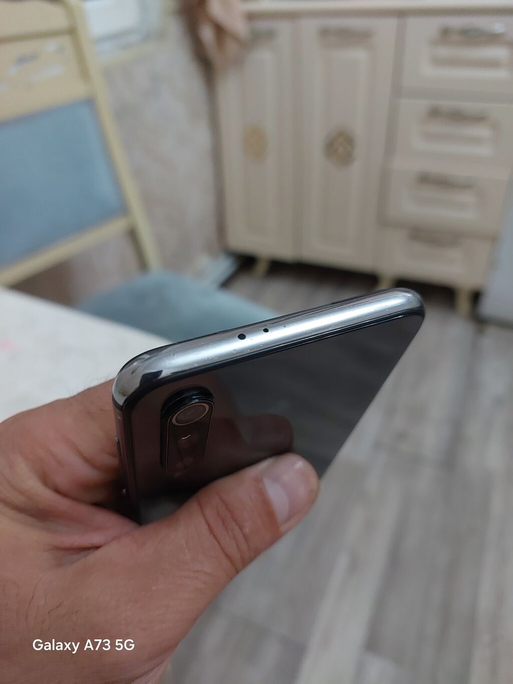 Xiaomi Mi 9 SE, 64 GB, rəng - Boz — Xiaomi, Bakı (5)