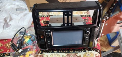Toyota Land Cruiser Prado üçün multimedia başlıq (orijinal panel ilə) — Bakı