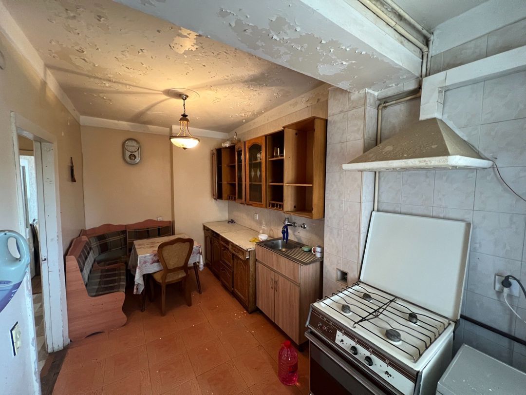 Satılır 4 otaqlı köhnə tikili 115 m² — Mənzil, Bakı (7)