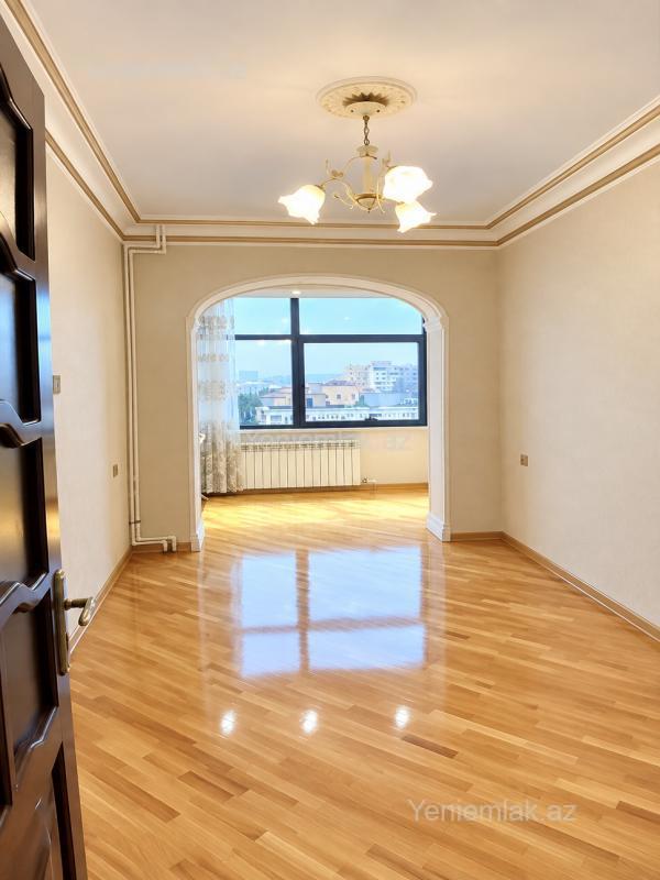 Satılır 2 otaqlı Bina evi menzil (Köhnə tikili), 70 m², Nərimanov rayonu — Mənzil, Bakı (3)