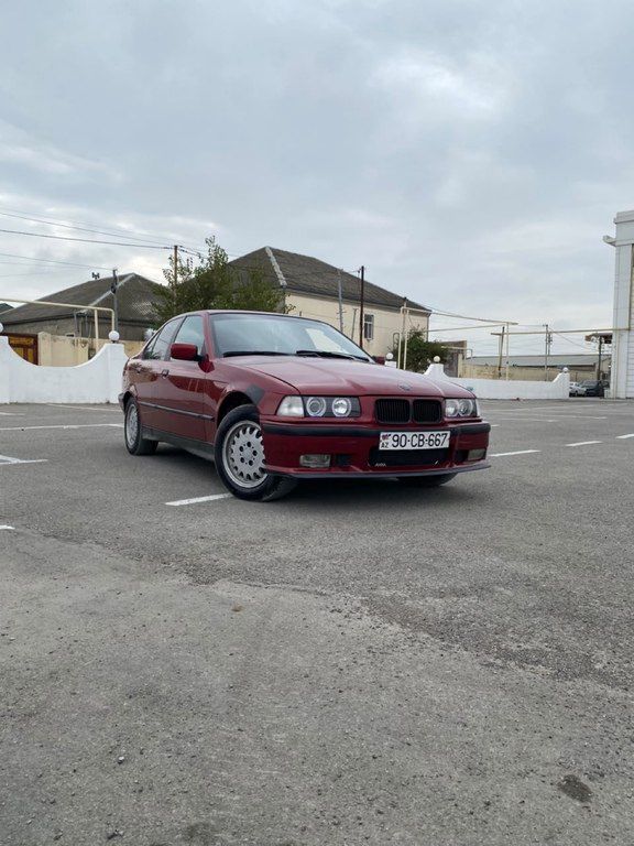 BMW 318, 1.8 L, 1993 il, 300 000 km 90-CB-667 — Avtomobillər, Bakı (6)