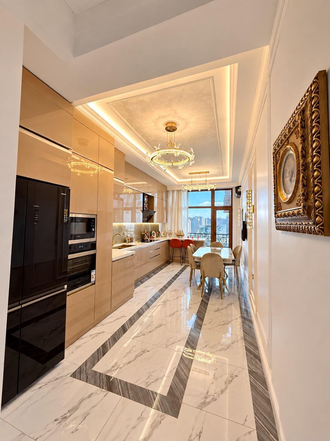 3 otaqlı mənzil, 181 m², Üzeyir Hacıbəyli küçəsi — Mənzil, Bakı (10)