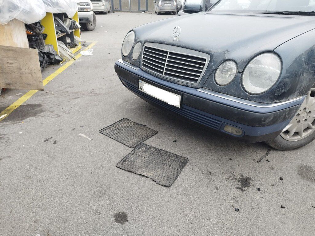 "Mercedes W210" ön buferi — Ehtiyat hissələri və aksesuarlar, Bakı (2)