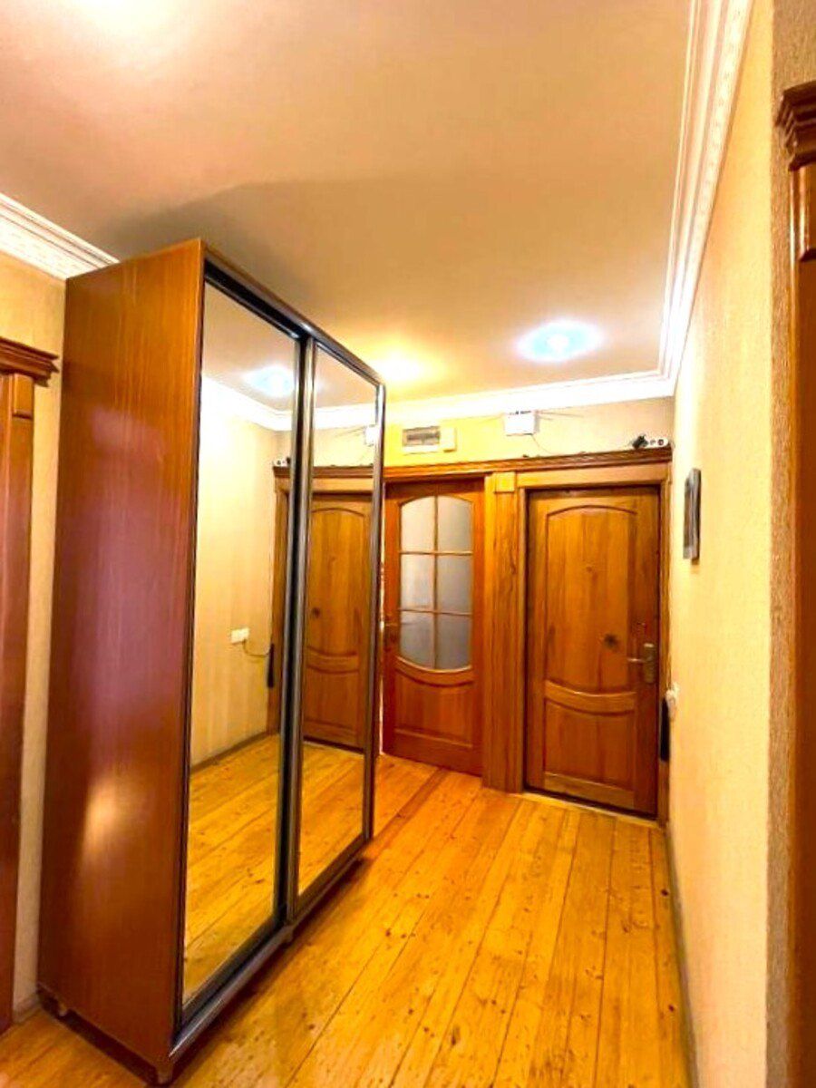 Satılır 4 otaqlı köhnə tikili 110 m² — Mənzil, Bakı (10)
