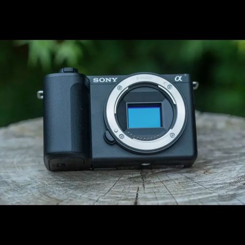 Sony ZV-E10 II Mirrorless Vlog Kamera – 26MP Aps-c, 4K 60p, 10-bit — 1 900 ₼ · Bakı · Fotoaparat Sony ZV-E10 II Mirrorless Vlog Kamera – 26MP Aps-c, 4K 60p, 10-bit — Bakı