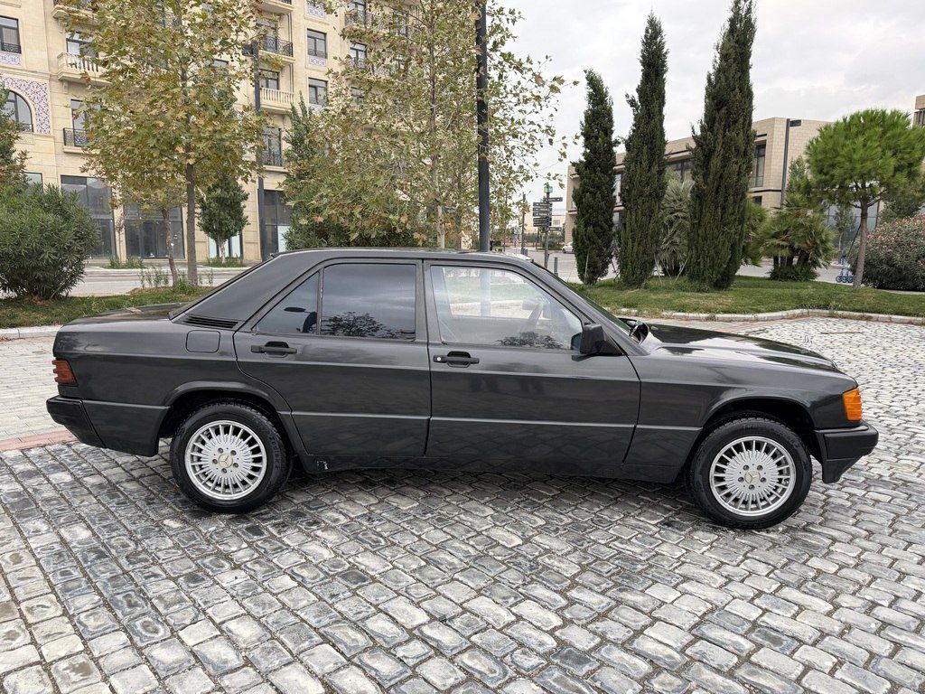 Mercedes 190, 1.8 L, 1991 il, 304 019 km — Avtomobillər, Bakı (6)