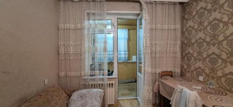 Satılır 2 otaqlı köhnə tikili 55 m² — Bakı