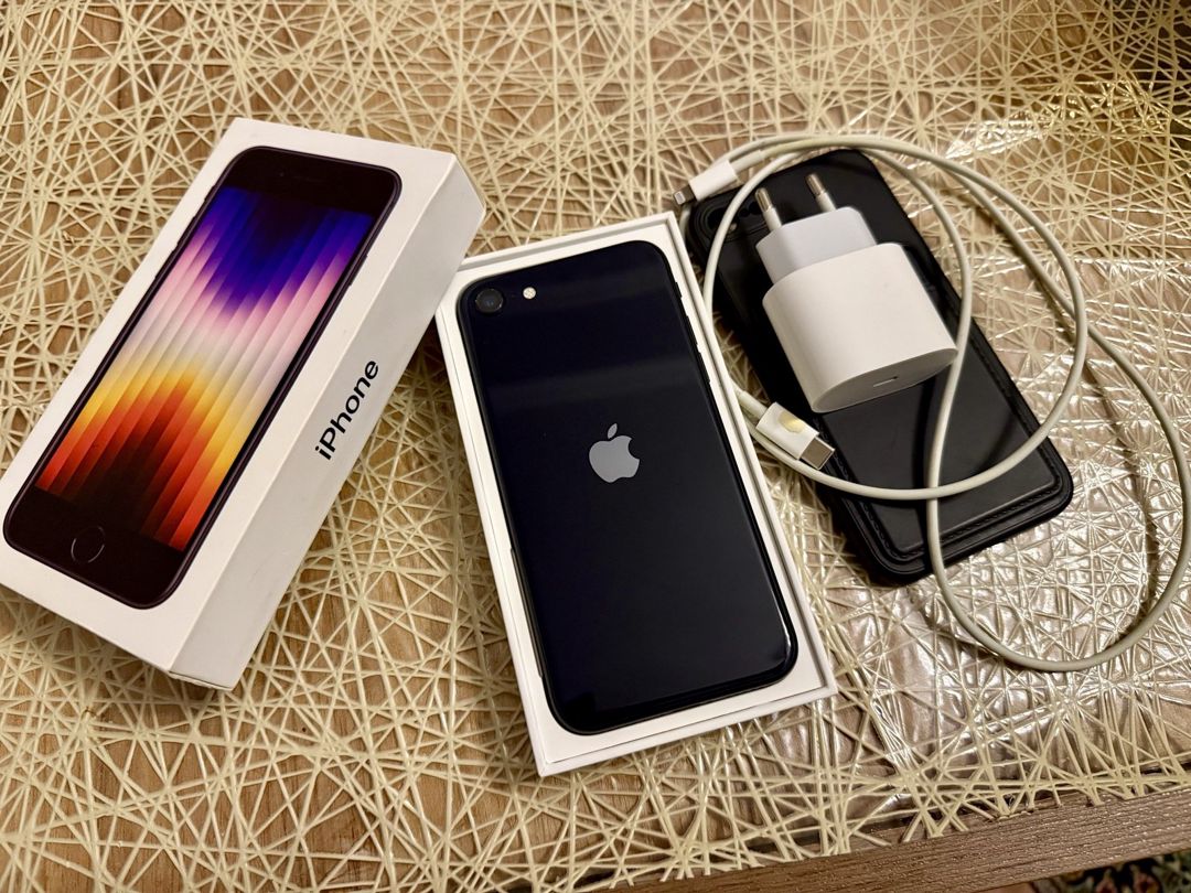 Apple iPhone SE (2022) Black 128GB/4GB — Smartfonlar, Xırdalan