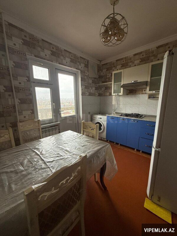 Binəqədi rayonunda 3 otaqlı Köhnə tikili Satılır, 72 m² — Mənzil, Bakı