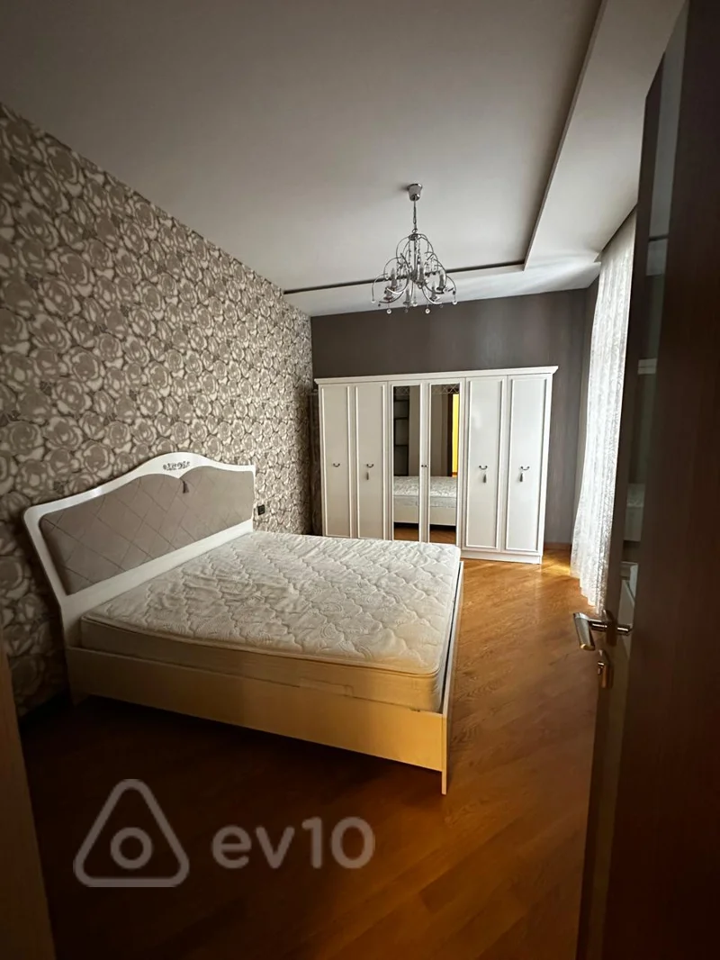 3 otaqlı mənzil, 130 m², vaqif prospekti — kirayə — Mənzil, Bakı (2)