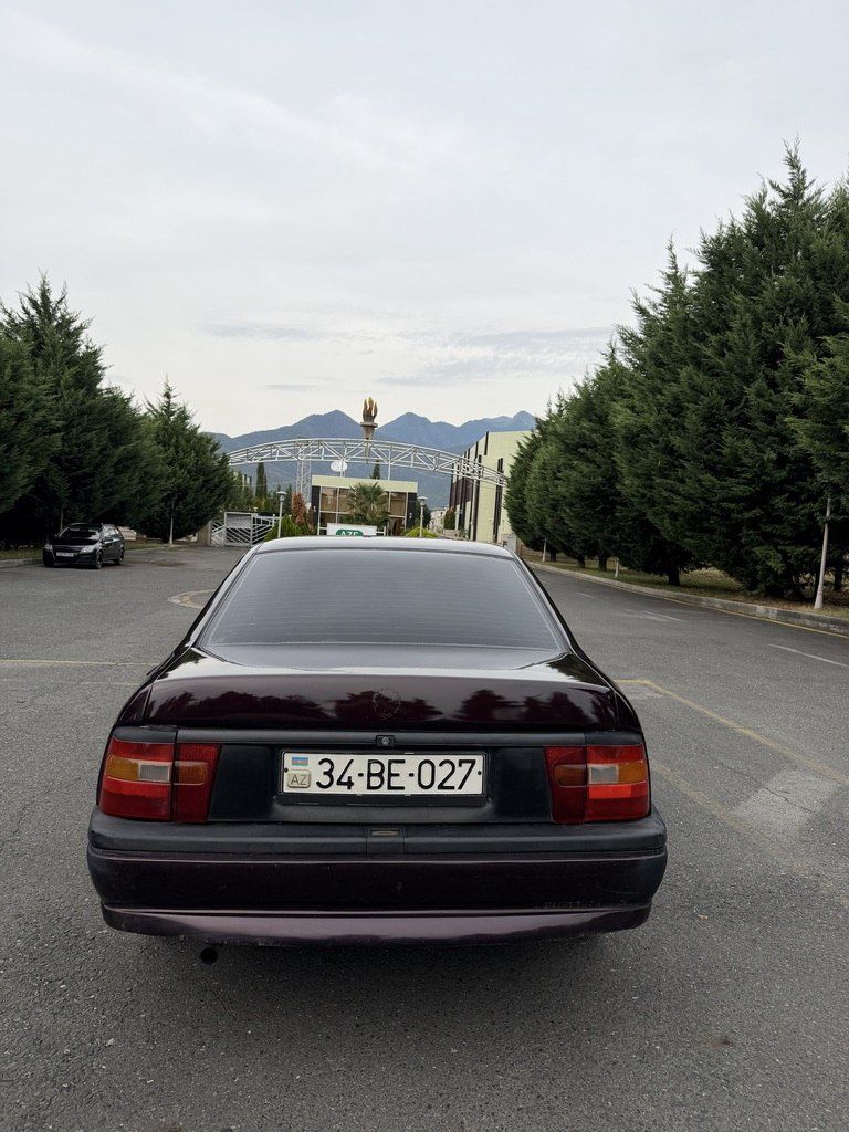 Opel Vectra, 1.8 L, 1993 il, 250 000 km 34-BE-027 — Avtomobillər, Qax (2)