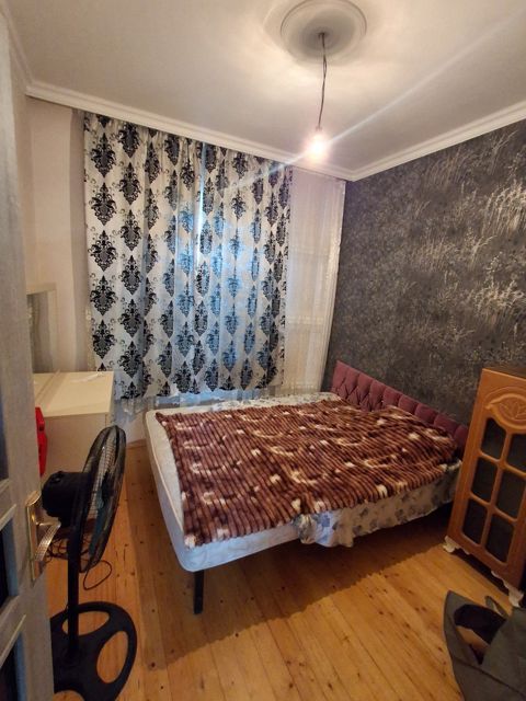 Satılır 3 otaqlı həyət evi/bağ evi 80 m² — Bakı