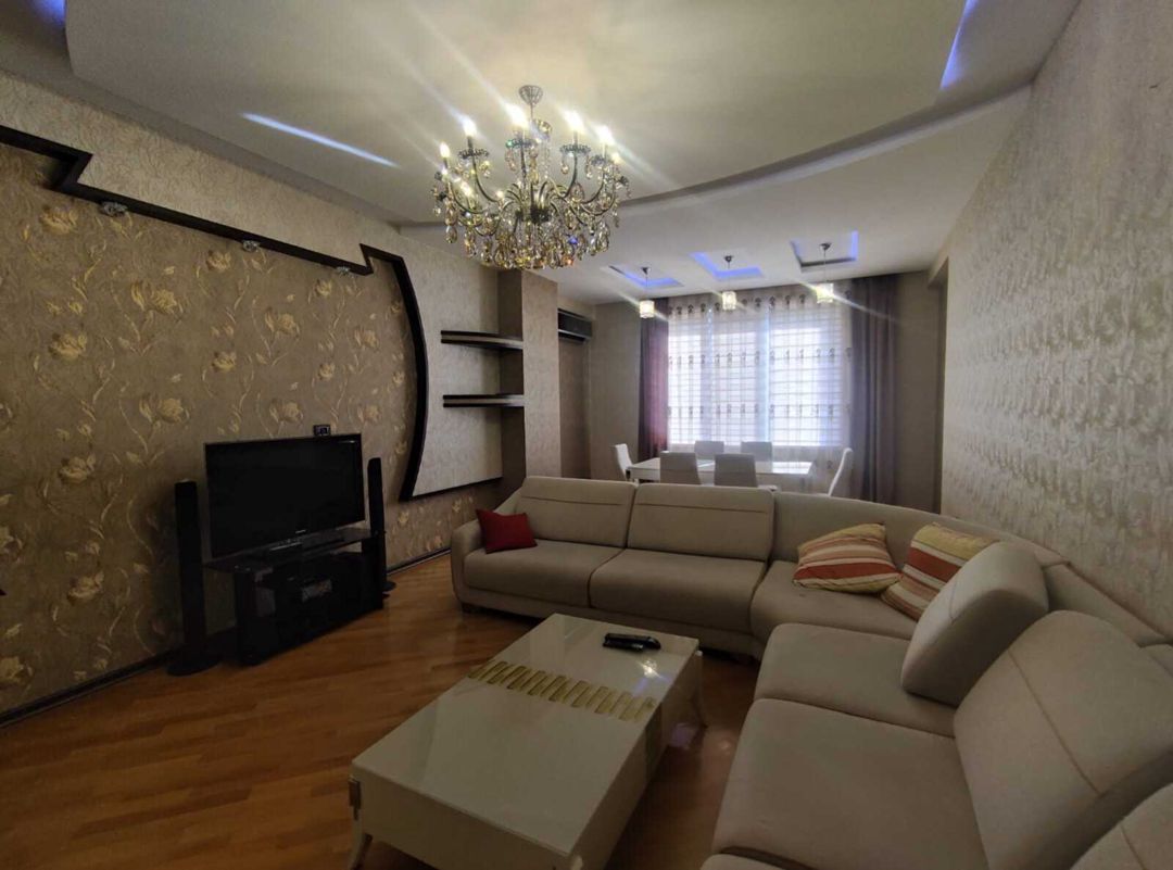 İcarəyə verilir 3 otaqlı yeni tikili 135 m² — Mənzil, Bakı (3)