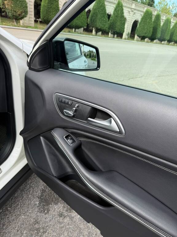 Mercedes GLA 250, 2.0 L, 2017 il, 190 000 km — Avtomobillər, Bakı (9)