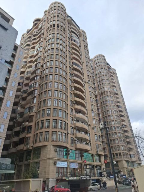 İcarəyə verilir 2 otaqlı yeni tikili 110 m² — 1 200 ₼ · Bakı · Mənzil İcarəyə verilir 2 otaqlı yeni tikili 110 m² — Bakı