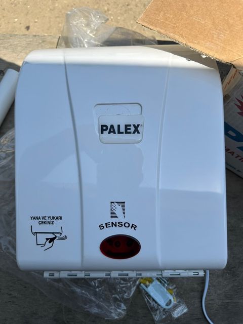 Elektirikli dispenser salfet aparatı — Bakı