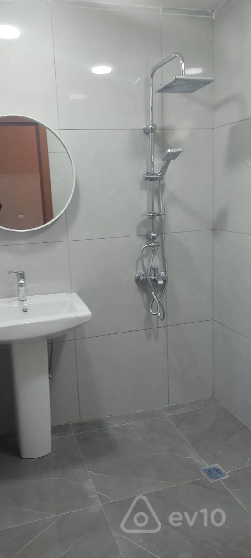2 otaqlı mənzil, 45 m², Akim Abbasov küçəsi — Mənzil, Bakı (8)