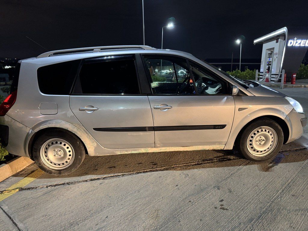 Renault Megane Scenic, 1.5 L, 2005 il, 460 000 km — Avtomobillər, Bakı (8)