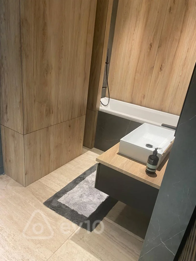 3 otaqlı mənzil, 200 m², iceri seher m — kirayə — Mənzil, Bakı (10)