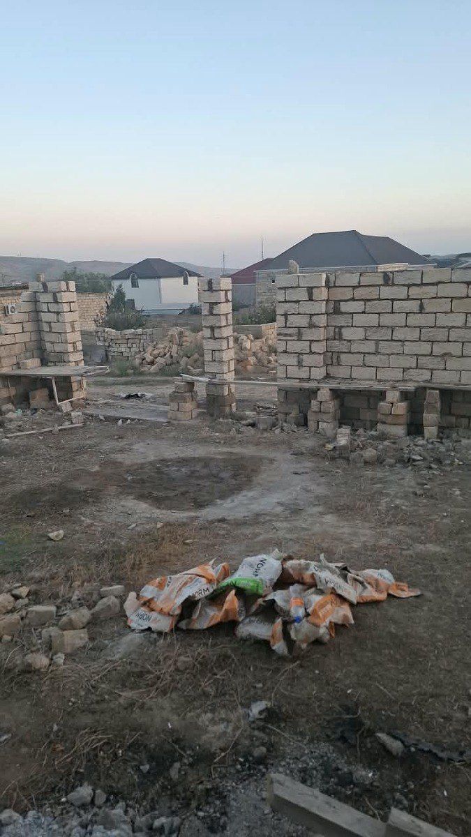Həyət evi, Qobu qəs — Ev, villa, Bakı (3)