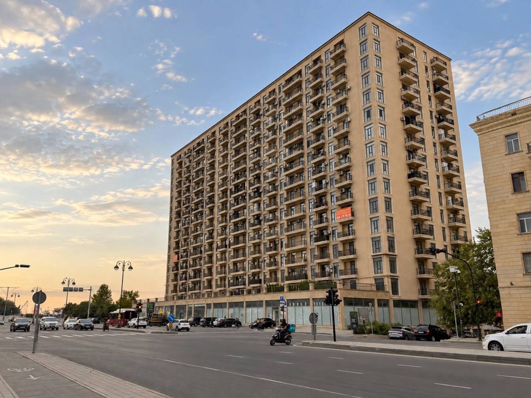 Satılır 3 otaqlı yeni tikili 138 m² — Mənzil, Bakı