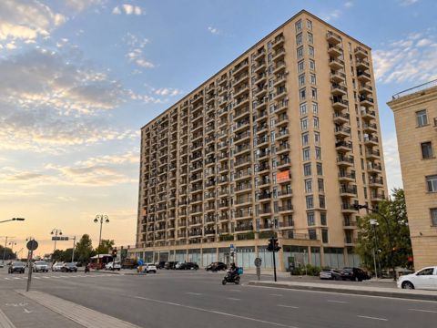 Satılır 3 otaqlı yeni tikili 138 m² — Bakı