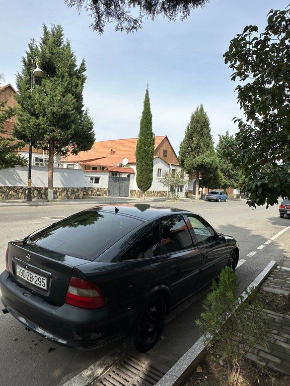 Opel Vectra, 1.6 L, 1996 il, 530 000 km 90-ZB-295 — Avtomobillər, Gəncə (4)