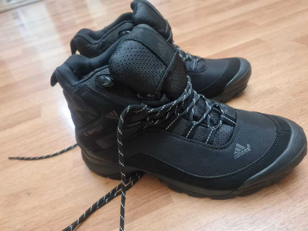 İdman ayaqqabısı "Adidas" — Geyim, ayakkabı, aksesuarlar, Bakı (2)