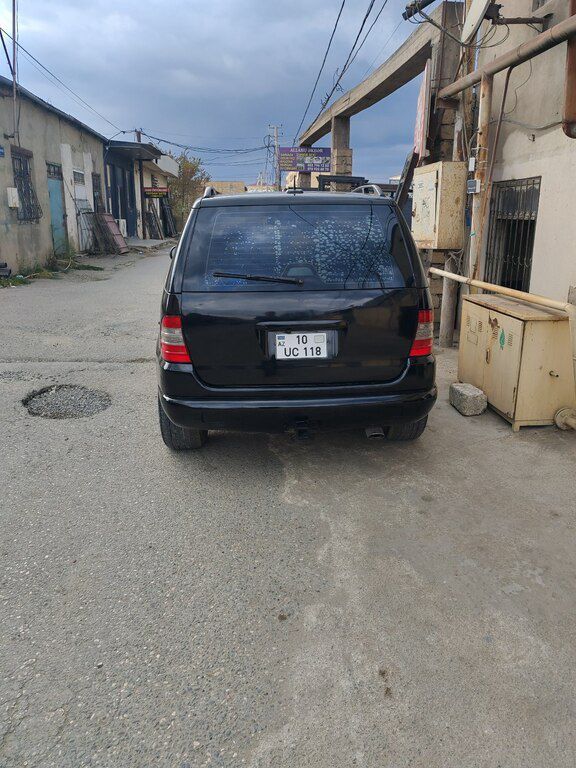 Mercedes ML 430, 4.3 L, 2001 il, 184 270 km 10-UC-118 — Avtomobillər, Sumqayıt (2)